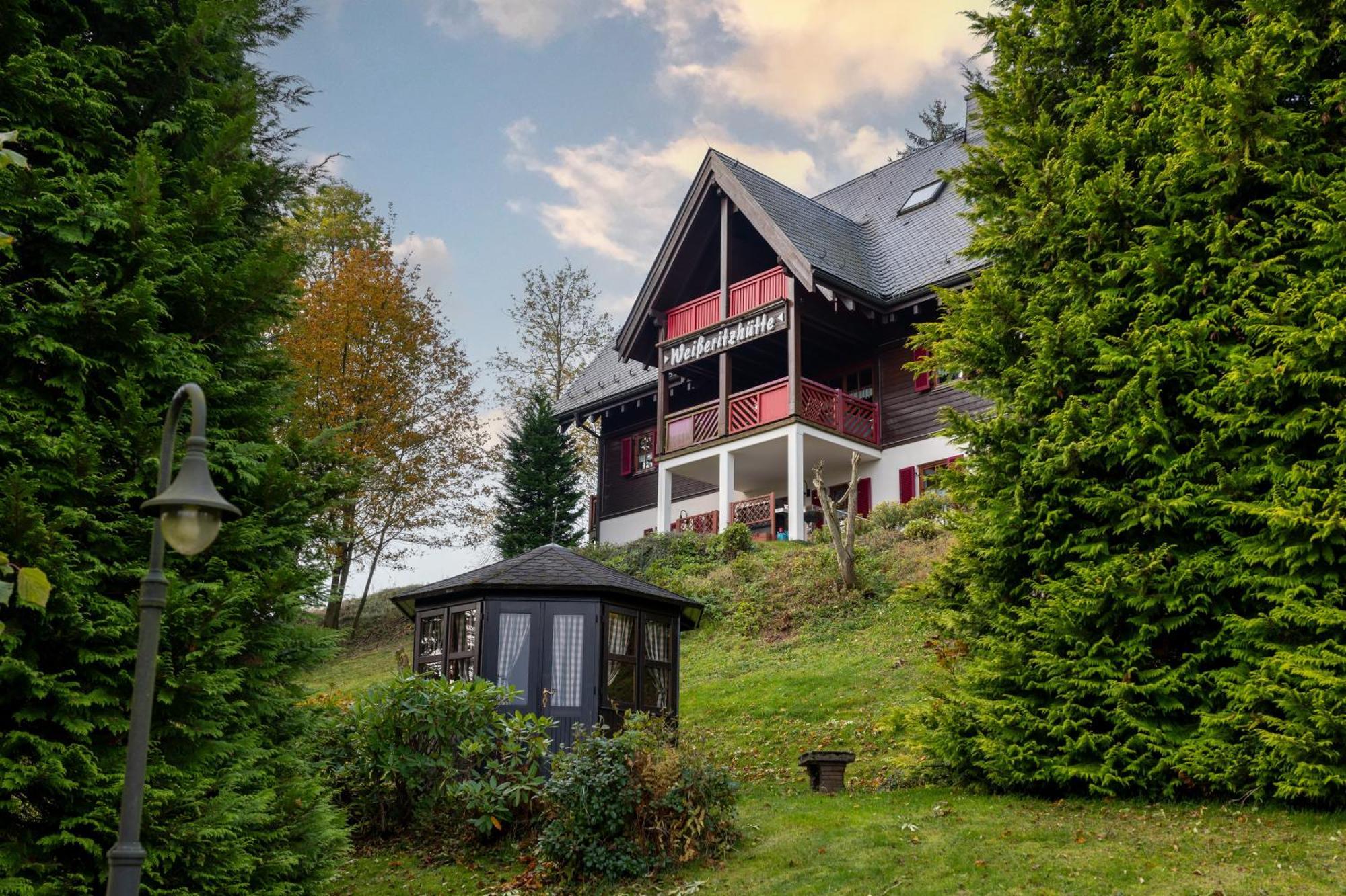 Ferienanlage Zum Silberstollen 2 Haeuser Am Berg Polderhof Und Weisseritzhuette Алтенберг Източен Ерцгебирге Екстериор снимка